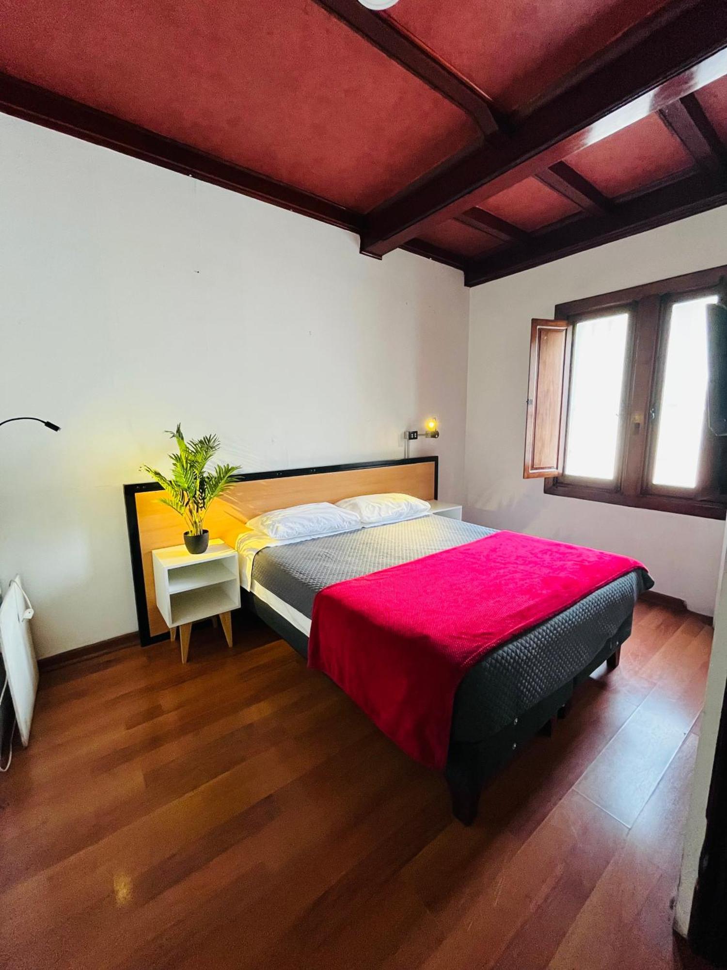 Enjoy Hostel Сантьяго Экстерьер фото