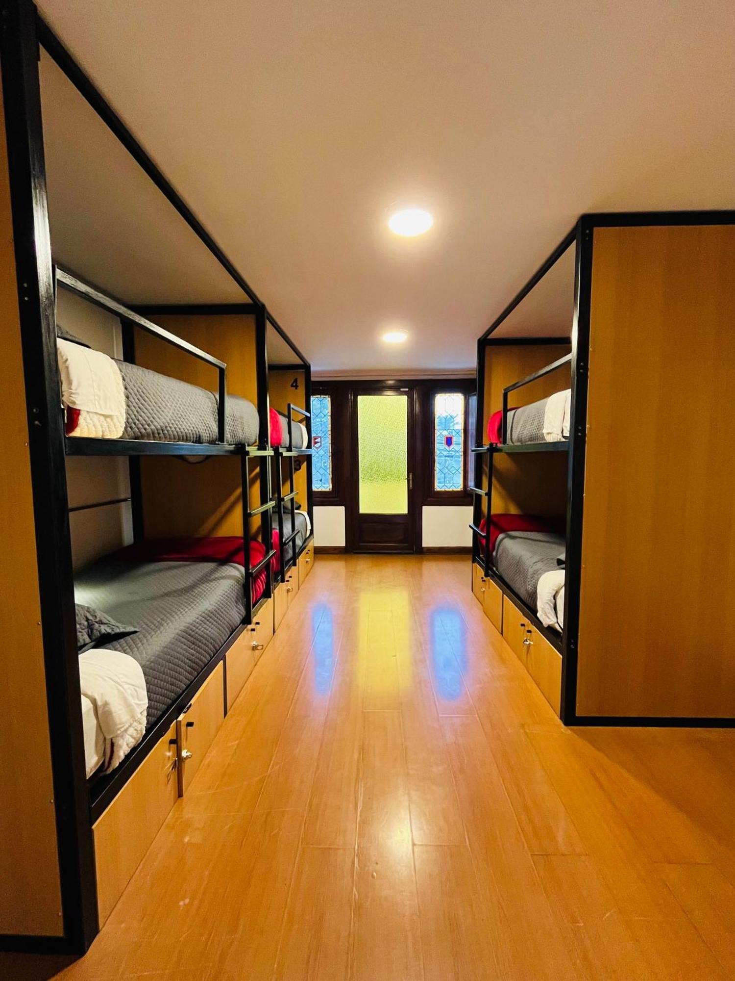 Enjoy Hostel Сантьяго Экстерьер фото